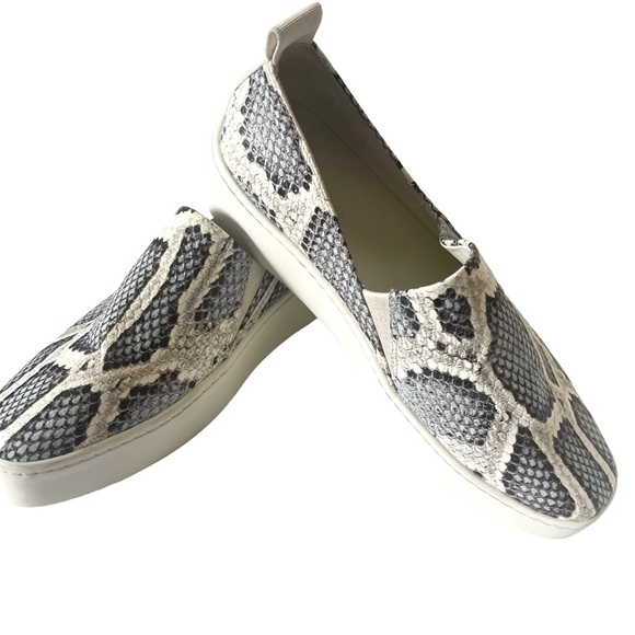VINCE Saxon Snakeskin-Embossed Leather Sneakers Size 6 Platform Blue Gray EUC - Picture 6 of 9